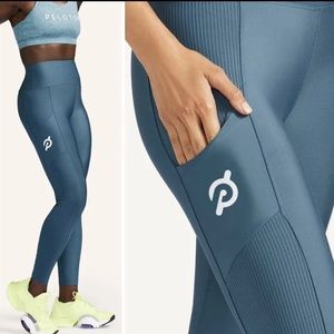 Peloton SHOW UP pocket ribbed leggings